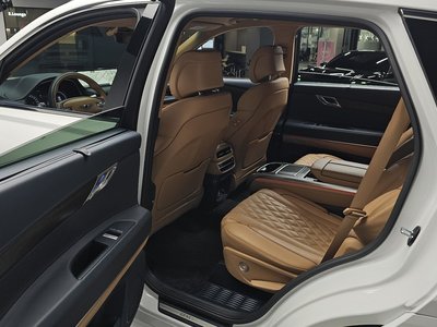 2022 Genesis GV80 — миниатюра 17