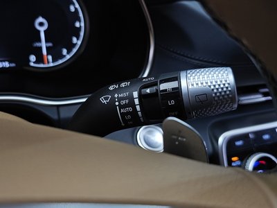 2022 Genesis GV80 — миниатюра 39