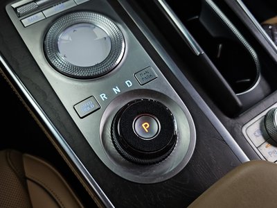 2022 Genesis GV80 — миниатюра 12