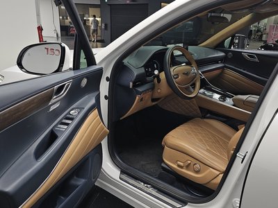2022 Genesis GV80 — миниатюра 13