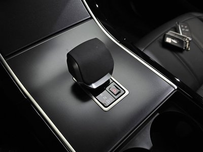 2025 LAND Rover RANGE ROVER EVOQUE thumbnail 12