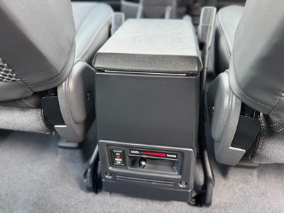 2026 Toyota LAND CRUISER 70 缩略图 72