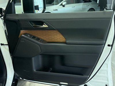 2025 Lexus GX 缩略图 76