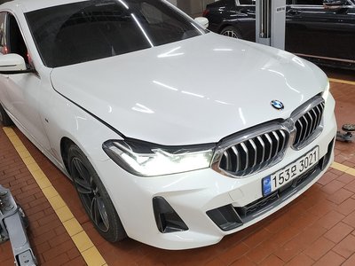 BMW 6 SERIES GT - 1