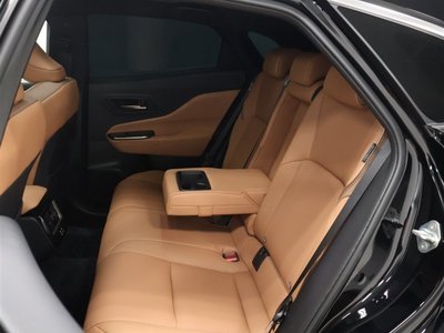 صورة مصغرة 22 لـ 2025 Toyota CROWN SPORT
