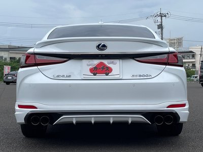 2022 Lexus ES — миниатюра 49