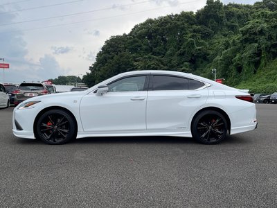 2022 Lexus ES — миниатюра 51