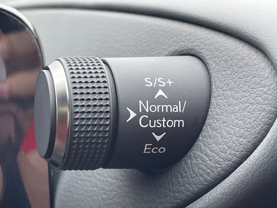 2022 Lexus ES — миниатюра 38