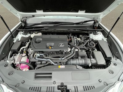 2022 Lexus ES — миниатюра 59