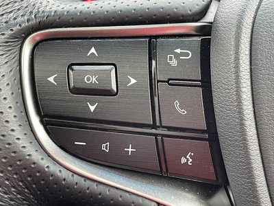 2022 Lexus ES — миниатюра 26