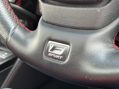 2022 Lexus ES — миниатюра 31