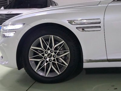 2025 Genesis G80 (RG3) thumbnail 18