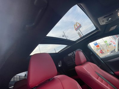 2022 Lexus RX thumbnail 18