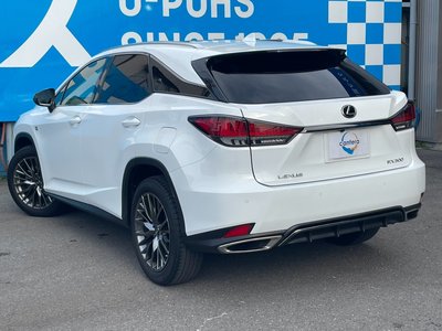 صورة 10 لـ 2022 Lexus RX