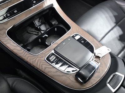 2020 Mercedes-BENZ E-CLASS 缩略图 25