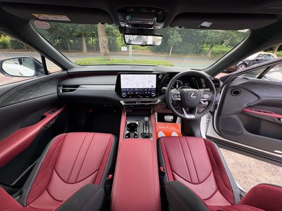 2025 Lexus RX — миниатюра 11