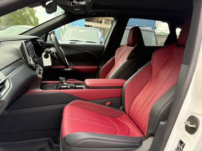 2025 Lexus RX — миниатюра 13