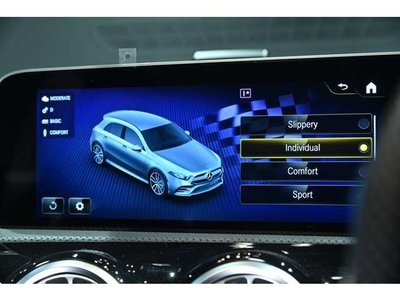2019 Mercedes-BENZ A-CLASS 缩略图 38