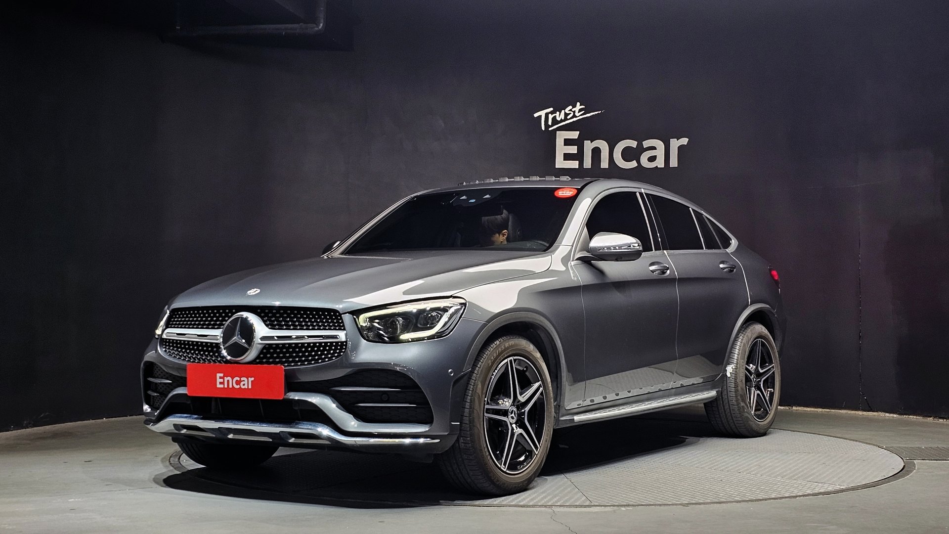 MERCEDES-BENZ GLC - View 1