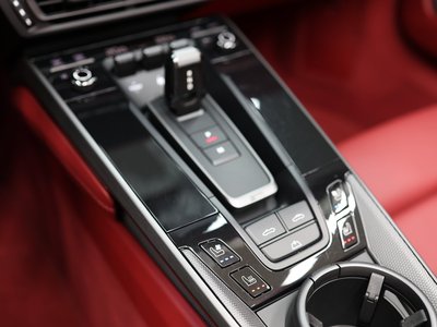 PORSCHE 911 - 9