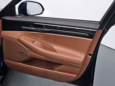 2019 Genesis G90 — миниатюра 14