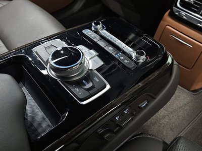 2019 Genesis G90 — миниатюра 22