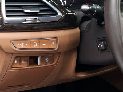 2019 Genesis G90 — миниатюра 21