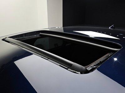 2019 Genesis G90 — миниатюра 25
