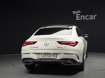 MERCEDES-BENZ CLA - 4