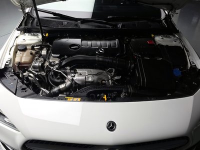 MERCEDES-BENZ CLA - 7