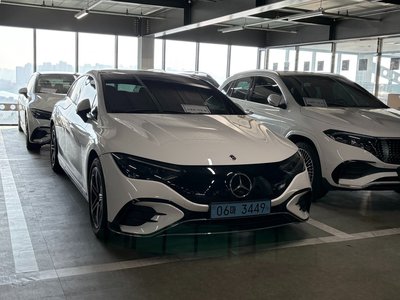 MERCEDES-BENZ EQE