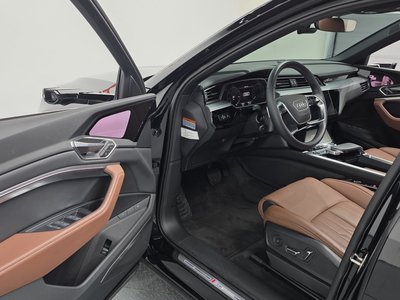 صورة 10 لـ 2023 AUDI E-TRON