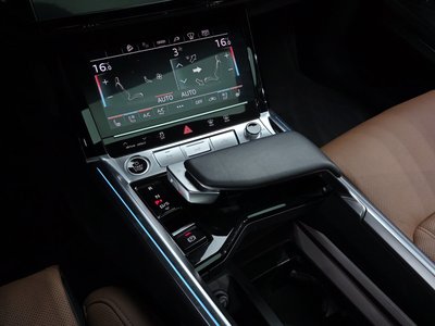 صورة 9 لـ 2023 AUDI E-TRON