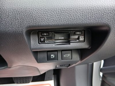 صورة مصغرة 35 لـ 2023 Toyota CROWN SPORT