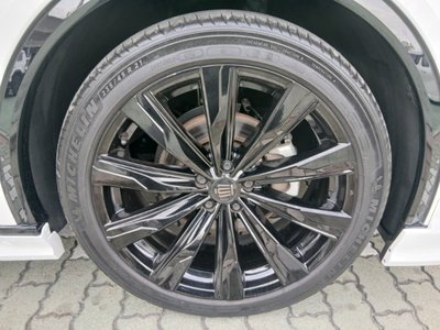 2023 Toyota CROWN SPORT photo 8