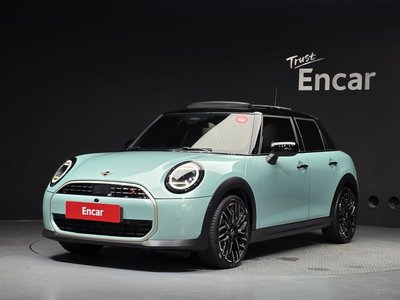 صورة 1 لـ 2025 MINI COOPER S