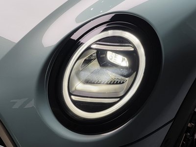 صورة 9 لـ 2025 MINI COOPER S
