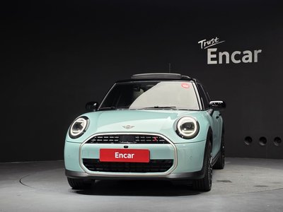 صورة 2 لـ 2025 MINI COOPER S