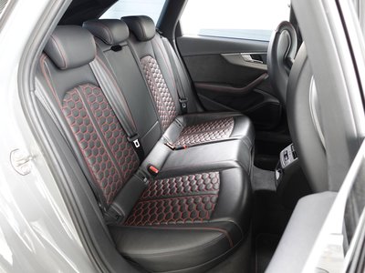 صورة مصغرة 43 لـ 2019 AUDI RS4 AVANT