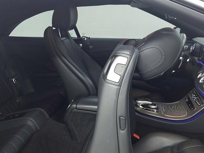 MERCEDES-BENZ E-CLASS - 10