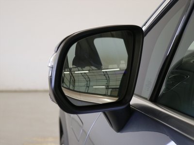 MERCEDES-BENZ EQE - 6