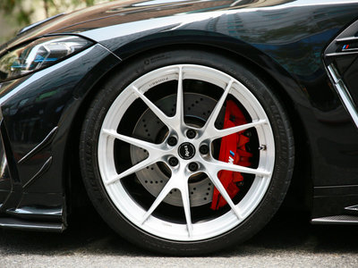 صورة 6 لـ 2023 BMW M4