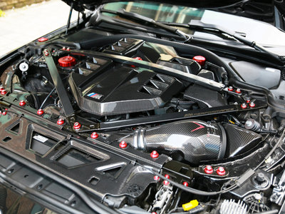 صورة 7 لـ 2023 BMW M4