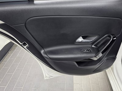 صورة مصغرة 15 لـ 2019 Mercedes-BENZ A-CLASS