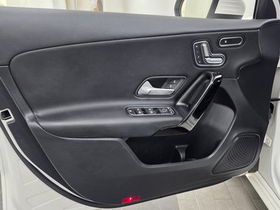 صورة مصغرة 14 لـ 2019 Mercedes-BENZ A-CLASS