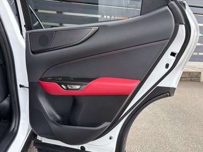 2022 Lexus NX — миниатюра 37