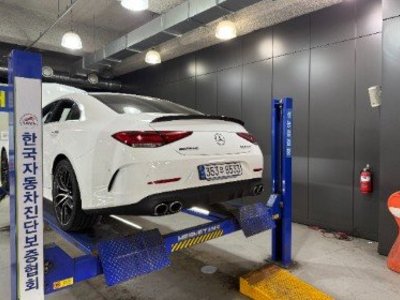 MERCEDES-BENZ CLS - 3