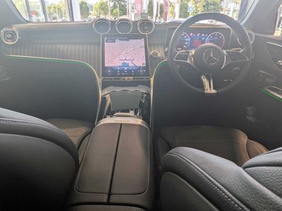 2025 Mercedes-BENZ GLC 照片 9