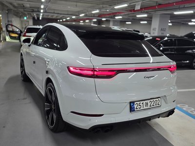 صورة 5 لـ 2023 Porsche CAYENNE