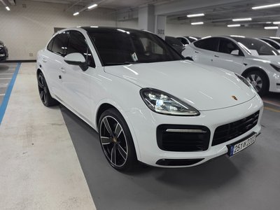 صورة 1 لـ 2023 Porsche CAYENNE